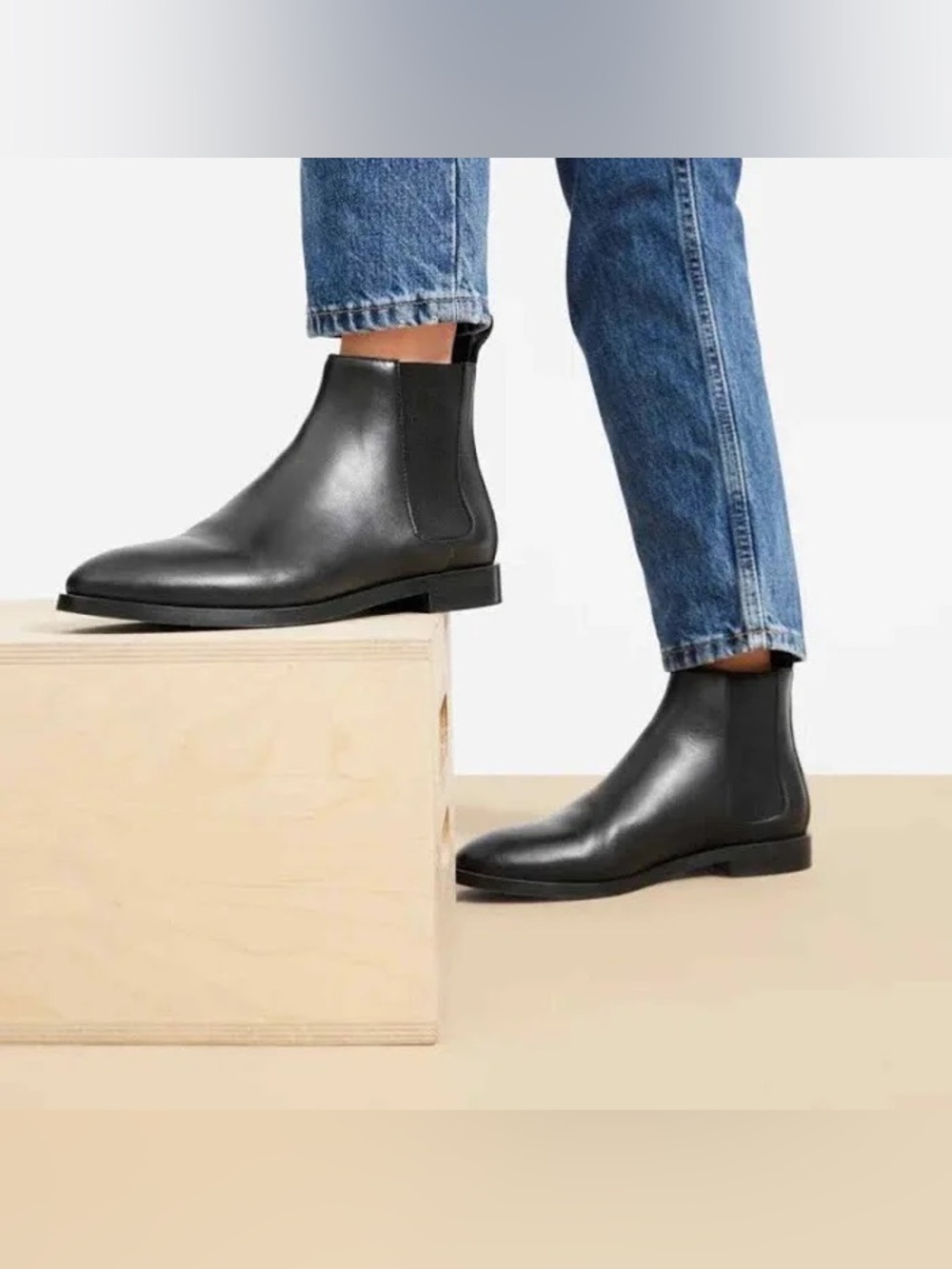 Everlane Modern Italian Black Leather Chelsea Boots